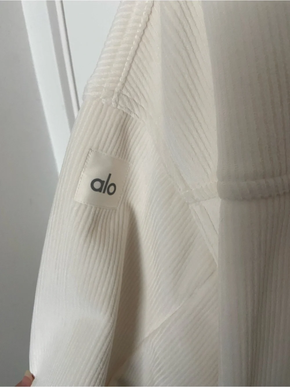 NWOT ALO Yoga Mountain Side Shacket Ivory